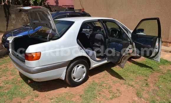 Nunua Ilio tumika Toyota Premio Fedha Gari ndani ya Arua nchini Uganda Nunua Ilio tumika Toyota Premio Fedha Gari ndani ya Arua nchini Uganda