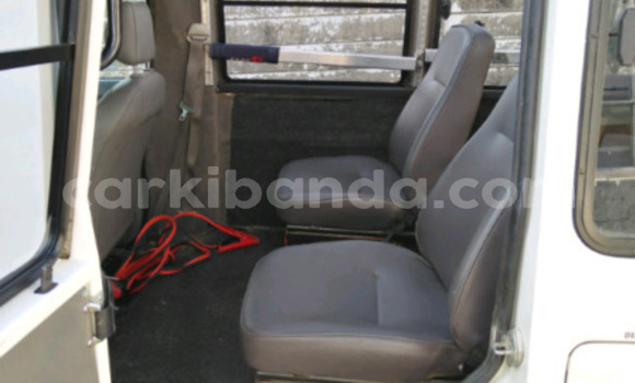 Buy Used Toyota Hilux White Car in Kampala in Uganda Buy Used Toyota Hilux White Car in Kampala in Uganda