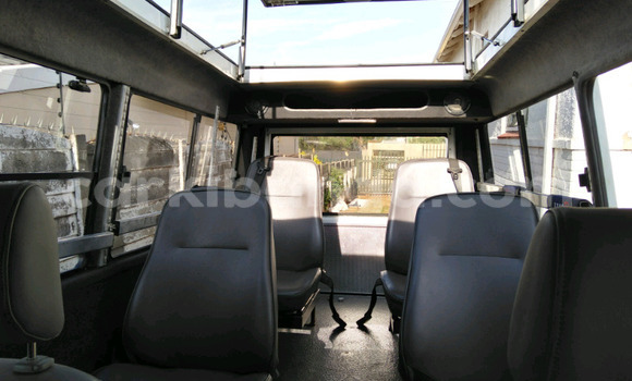 Buy Used Toyota Hilux White Car in Kampala in Uganda Buy Used Toyota Hilux White Car in Kampala in Uganda