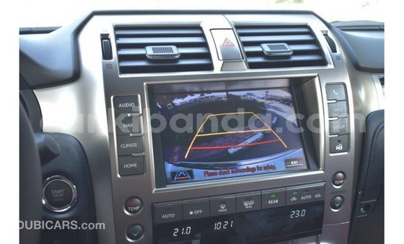 Acheter Import Voiture Lexus GX Blanc à Import - Dubai, Ouganda Acheter Import Voiture Lexus GX Blanc à Import - Dubai, Ouganda