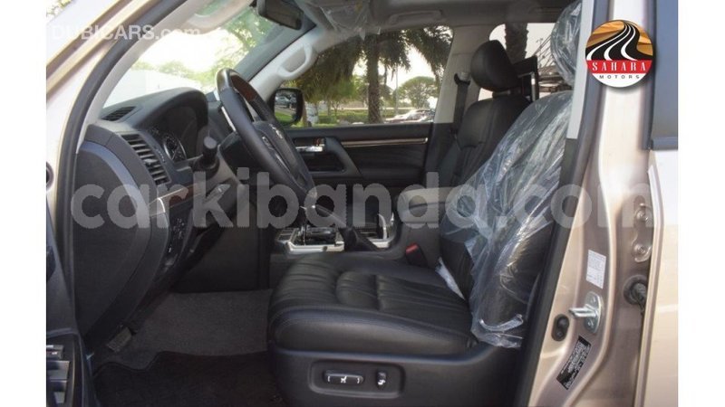 Big with watermark toyota land cruiser uganda import dubai 10123