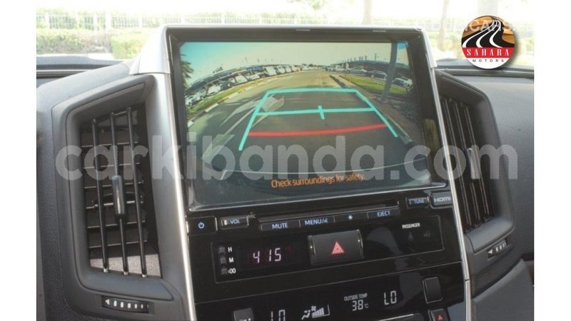 Big with watermark toyota land cruiser uganda import dubai 10123