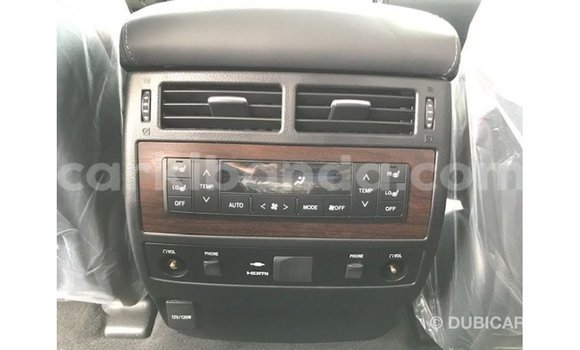 Nunua Imported Toyota Land Cruiser Nyeusi Gari ndani ya Import - Dubai nchini Uganda Nunua Imported Toyota Land Cruiser Nyeusi Gari ndani ya Import - Dubai nchini Uganda