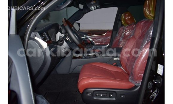 Acheter Import Voiture Lexus LX Noir à Import - Dubai, Ouganda Acheter Import Voiture Lexus LX Noir à Import - Dubai, Ouganda