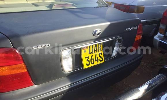 Nunua Ilio tumika Toyota Progress Nyeusi Gari ndani ya Arua nchini Uganda Nunua Ilio tumika Toyota Progress Nyeusi Gari ndani ya Arua nchini Uganda