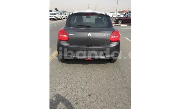 Nunua Imported Suzuki Swift Nyeusi Gari ndani ya Import - Dubai nchini Uganda Nunua Imported Suzuki Swift Nyeusi Gari ndani ya Import - Dubai nchini Uganda