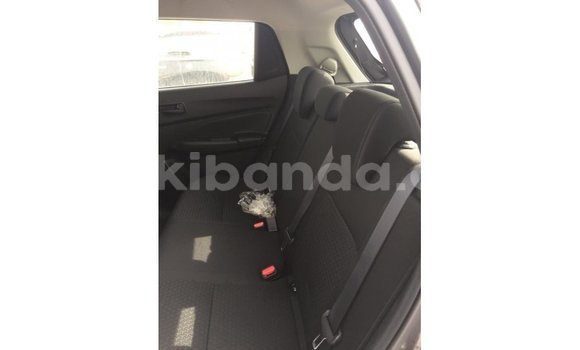 Nunua Imported Suzuki Swift Nyeusi Gari ndani ya Import - Dubai nchini Uganda Nunua Imported Suzuki Swift Nyeusi Gari ndani ya Import - Dubai nchini Uganda