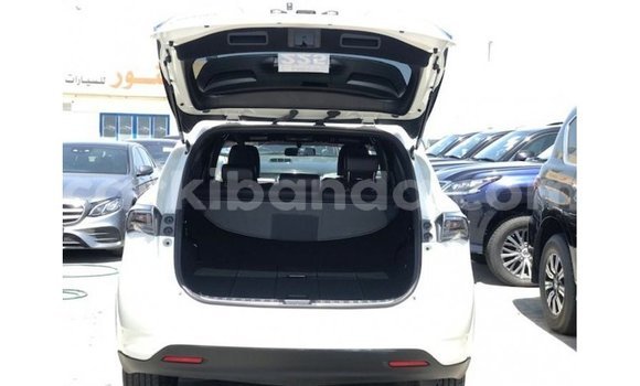 Nunua Imported Toyota Harrier Nyeupe Gari ndani ya Import - Dubai nchini Uganda Nunua Imported Toyota Harrier Nyeupe Gari ndani ya Import - Dubai nchini Uganda