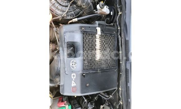 Gura Imported Toyota Hilux Black Imodoka i Import - Dubai mu Uganda Gura Imported Toyota Hilux Black Imodoka i Import - Dubai mu Uganda