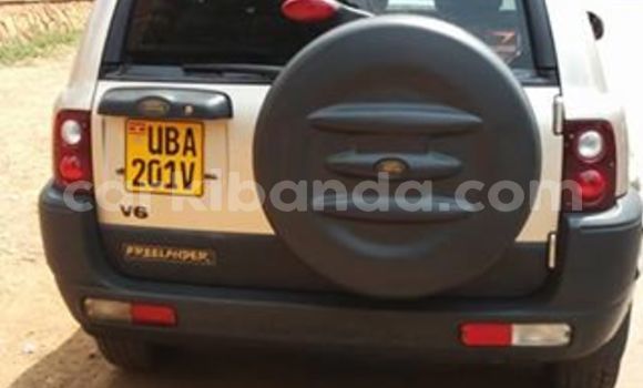 Buy Used Land Rover Freelander Silver Car in Kampala in Uganda Buy Used Land Rover Freelander Silver Car in Kampala in Uganda