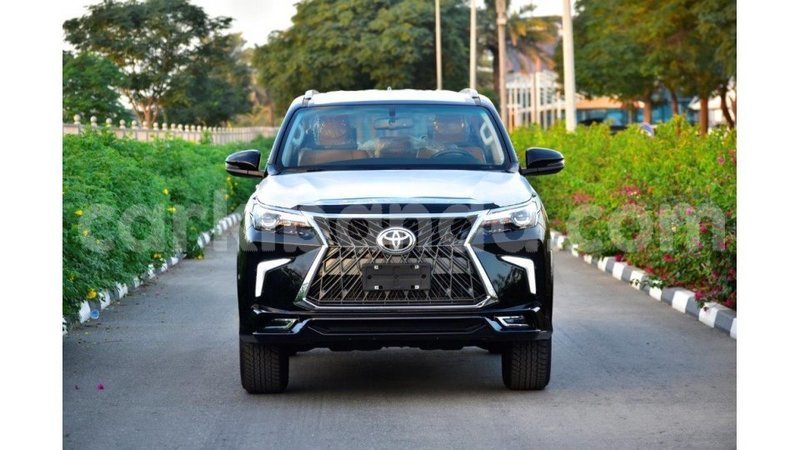 Big with watermark toyota fortuner uganda import dubai 10159