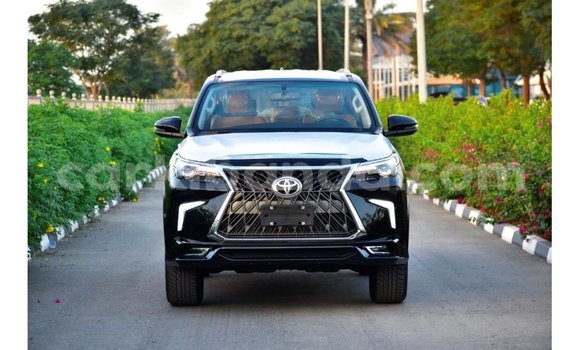 Buy Import Toyota Fortuner Black Car in Import - Dubai in Uganda Buy Import Toyota Fortuner Black Car in Import - Dubai in Uganda
