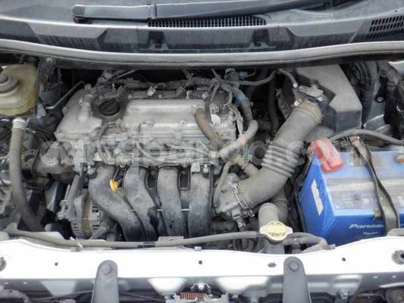 Big with watermark toyota noah uganda kampala 10162