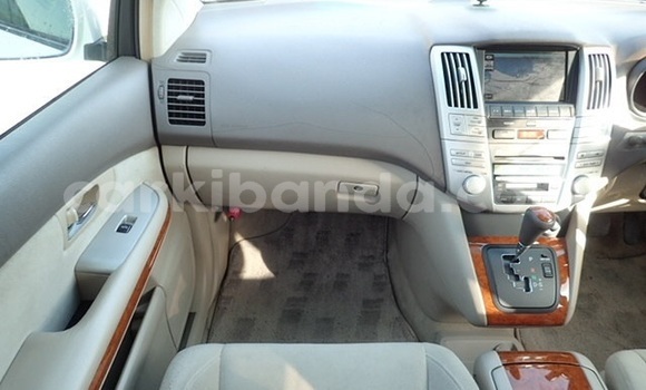 Buy Used Toyota Harrier Black Car in Kampala in Uganda Buy Used Toyota Harrier Black Car in Kampala in Uganda