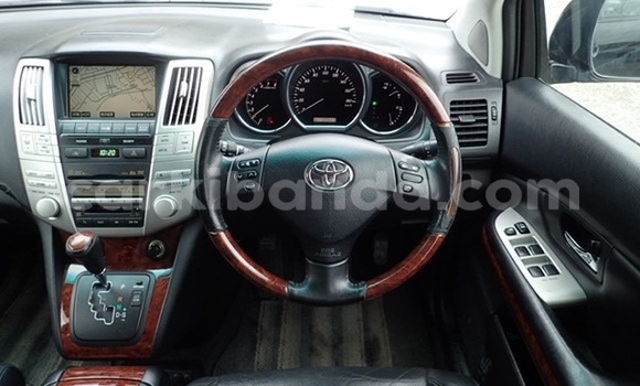 Buy Used Toyota Harrier Black Car in Kampala in Uganda Buy Used Toyota Harrier Black Car in Kampala in Uganda