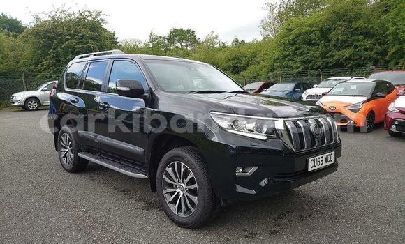 Gura Yakoze Toyota Land Cruiser Prado Other Imodoka i Kampala mu Uganda Gura Yakoze Toyota Land Cruiser Prado Other Imodoka i Kampala mu Uganda