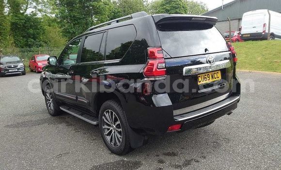 Gura Yakoze Toyota Land Cruiser Prado Other Imodoka i Kampala mu Uganda Gura Yakoze Toyota Land Cruiser Prado Other Imodoka i Kampala mu Uganda