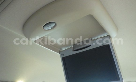 Acheter Neuf Voiture Toyota Alphard Blanc à Kampala, Ouganda Acheter Neuf Voiture Toyota Alphard Blanc à Kampala, Ouganda