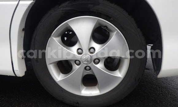 Acheter Neuf Voiture Toyota Alphard Blanc à Kampala, Ouganda Acheter Neuf Voiture Toyota Alphard Blanc à Kampala, Ouganda