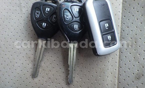 Acheter Neuf Voiture Toyota Alphard Blanc à Kampala, Ouganda Acheter Neuf Voiture Toyota Alphard Blanc à Kampala, Ouganda