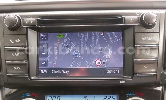 Nunua Ilio tumika Toyota RAV4 Nyekundu Gari ndani ya Kampala nchini Uganda Nunua Ilio tumika Toyota RAV4 Nyekundu Gari ndani ya Kampala nchini Uganda