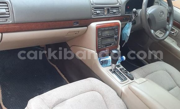 Gura Yakoze Toyota Progres Silver Imodoka i Kampala mu Uganda Gura Yakoze Toyota Progres Silver Imodoka i Kampala mu Uganda