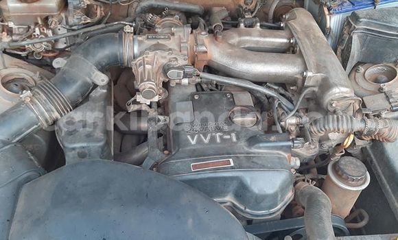 Gura Yakoze Toyota Progres Silver Imodoka i Kampala mu Uganda Gura Yakoze Toyota Progres Silver Imodoka i Kampala mu Uganda