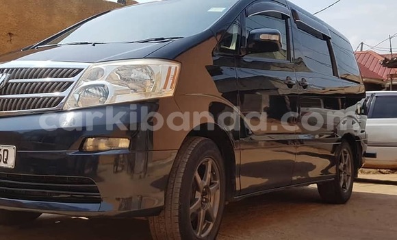 Gura Yakoze Toyota Alphard Black Imodoka i Kampala mu Uganda Gura Yakoze Toyota Alphard Black Imodoka i Kampala mu Uganda