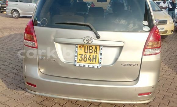 Acheter Occasion Voiture Toyota Spacio Gris à Kampala, Ouganda Acheter Occasion Voiture Toyota Spacio Gris à Kampala, Ouganda