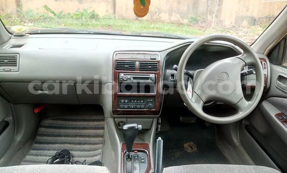 Acheter Occasion Voiture Toyota Spacio Gris à Kampala, Ouganda Acheter Occasion Voiture Toyota Spacio Gris à Kampala, Ouganda