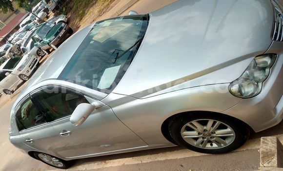 Acheter Occasion Voiture Toyota Mark X Gris à Kampala, Ouganda Acheter Occasion Voiture Toyota Mark X Gris à Kampala, Ouganda