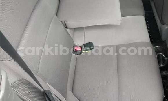 Acheter Occasion Voiture Subaru Forester Blanc à Kampala, Ouganda Acheter Occasion Voiture Subaru Forester Blanc à Kampala, Ouganda