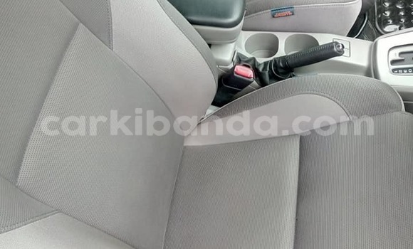 Acheter Occasion Voiture Subaru Forester Blanc à Kampala, Ouganda Acheter Occasion Voiture Subaru Forester Blanc à Kampala, Ouganda