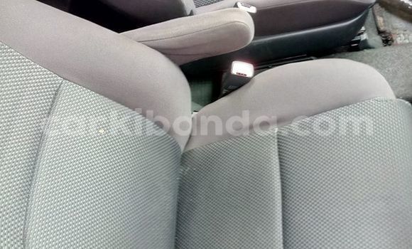 Acheter Occasion Voiture Toyota Wish Gris à Kampala, Ouganda Acheter Occasion Voiture Toyota Wish Gris à Kampala, Ouganda