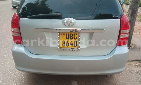Acheter Occasion Voiture Toyota Wish Gris à Kampala, Ouganda Acheter Occasion Voiture Toyota Wish Gris à Kampala, Ouganda