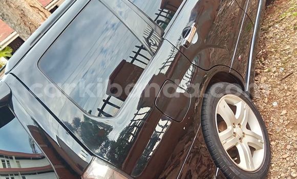 Acheter Occasion Voiture Subaru Forester Noir à Kampala, Ouganda Acheter Occasion Voiture Subaru Forester Noir à Kampala, Ouganda