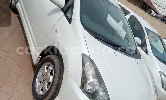 Acheter Occasion Voiture Toyota Wish Blanc à Kampala, Ouganda Acheter Occasion Voiture Toyota Wish Blanc à Kampala, Ouganda