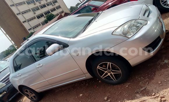 Acheter Occasion Voiture Toyota Runx Gris à Kampala, Ouganda Acheter Occasion Voiture Toyota Runx Gris à Kampala, Ouganda