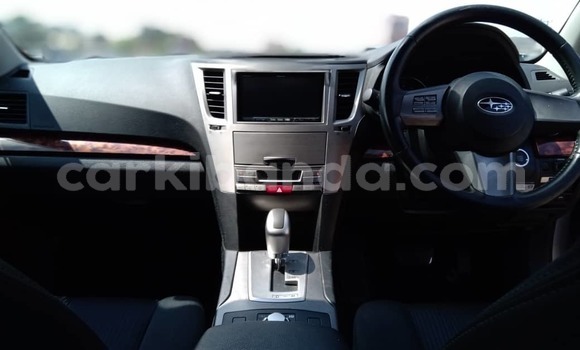 Gura Nshya Subaru Legacy Blue Imodoka i Kampala mu Uganda Gura Nshya Subaru Legacy Blue Imodoka i Kampala mu Uganda