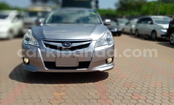 Gura Nshya Subaru Legacy Blue Imodoka i Kampala mu Uganda Gura Nshya Subaru Legacy Blue Imodoka i Kampala mu Uganda