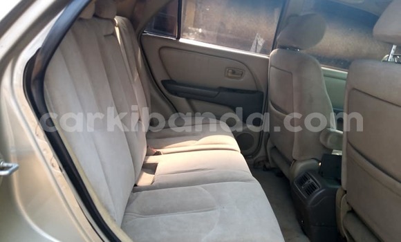 Nunua Ilio tumika Toyota Harrier Fedha Gari ndani ya Kampala nchini Uganda Nunua Ilio tumika Toyota Harrier Fedha Gari ndani ya Kampala nchini Uganda