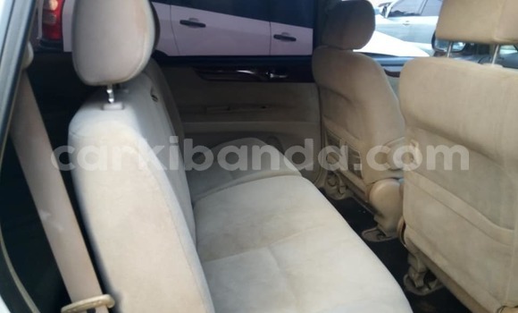 Nunua Ilio tumika Toyota Ipsum Nyeupe Gari ndani ya Kampala nchini Uganda Nunua Ilio tumika Toyota Ipsum Nyeupe Gari ndani ya Kampala nchini Uganda