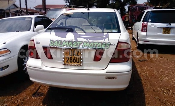 Nunua Ilio tumika Toyota Premio Fedha Gari ndani ya Kampala nchini Uganda Nunua Ilio tumika Toyota Premio Fedha Gari ndani ya Kampala nchini Uganda