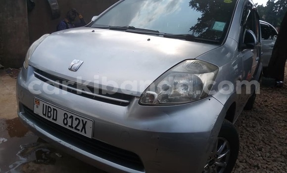 Nunua Ilio tumika Toyota Spacio Fedha Gari ndani ya Kampala nchini Uganda Nunua Ilio tumika Toyota Spacio Fedha Gari ndani ya Kampala nchini Uganda