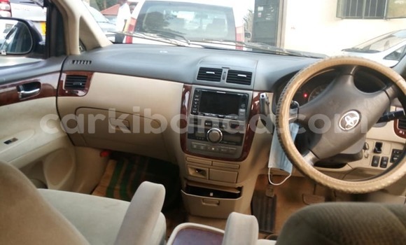 Nunua Ilio tumika Toyota Ipsum Nyeupe Gari ndani ya Adjumani nchini Kaskazini Nunua Ilio tumika Toyota Ipsum Nyeupe Gari ndani ya Adjumani nchini Kaskazini