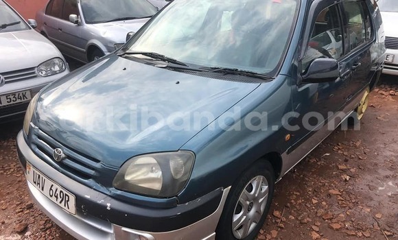 Gura Yakoze Toyota Raum Blue Imodoka i Adjumani mu Northern