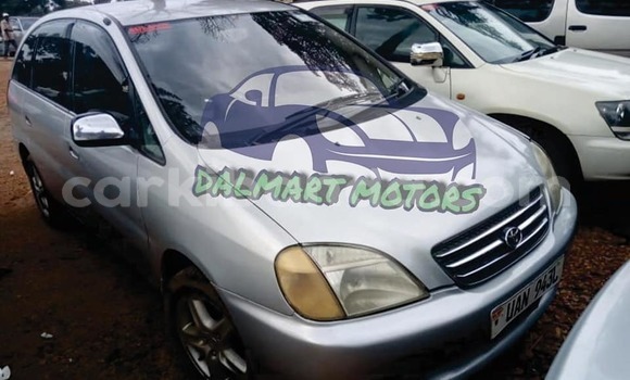 Gura Yakoze Toyota Nadia Silver Imodoka i Adjumani mu Northern