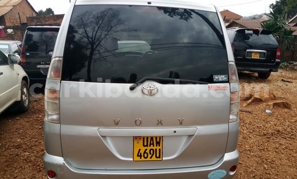 Buy Used Toyota Voxy Silver Car in Adjumani in Northern Buy Used Toyota Voxy Silver Car in Adjumani in Northern