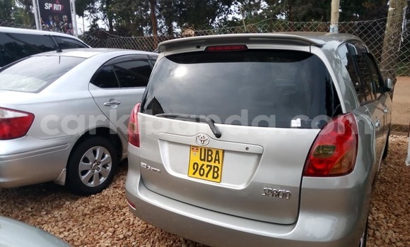 Nunua Ilio tumika Toyota Spacio Fedha Gari ndani ya Adjumani nchini Kaskazini Nunua Ilio tumika Toyota Spacio Fedha Gari ndani ya Adjumani nchini Kaskazini