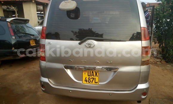 Nunua Ilio tumika Toyota Noah Fedha Gari ndani ya Adjumani nchini Kaskazini Nunua Ilio tumika Toyota Noah Fedha Gari ndani ya Adjumani nchini Kaskazini